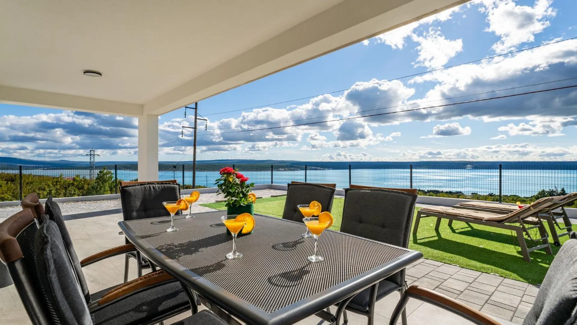 Villa Silencia By Interhome Maslenica