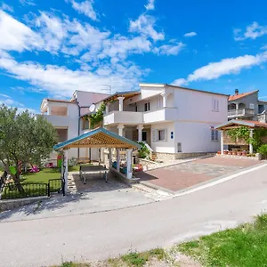 Bed & Breakfast Haus Josipa, Maslenica